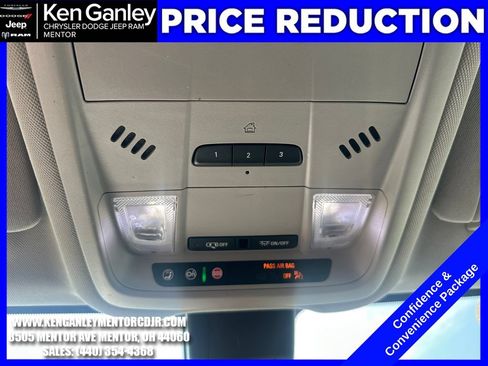 Used 2020 Chevrolet Equinox LT AWD/4WD image 19