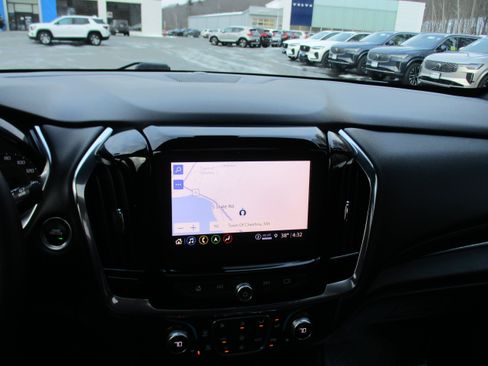 Certified 2023 Chevrolet Traverse RS image 19
