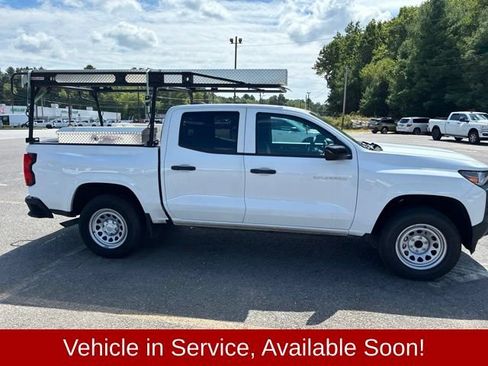 Used 2024 Chevrolet Colorado W/T w/ Safety Package RWD image 2