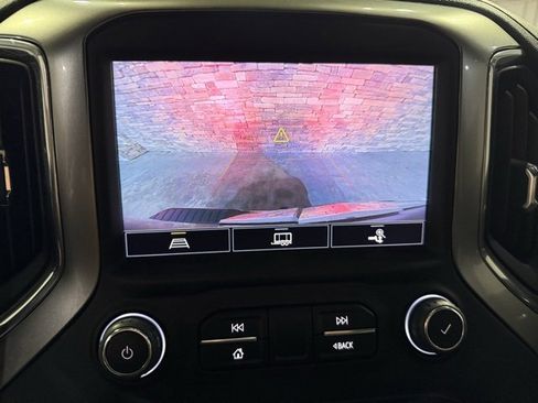 Used 2022 Chevrolet Silverado 1500 LTZ image 9