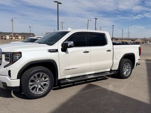 Used 2022 GMC Sierra 1500 Denali w/ Technology Package image 10