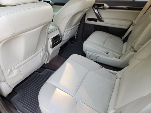 Used 2017 Lexus GX 460 AWD/4WD image 27