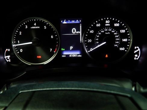 Used 2022 Lexus IS 300 AWD w/ Premium Package image 27