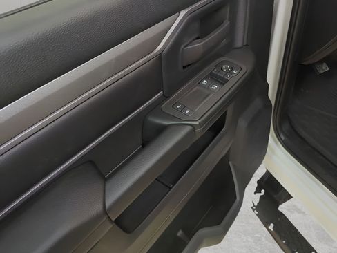 New 2026 RAM 2500 Tradesman image 11