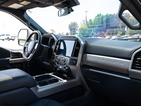 Used 2022 Ford F450 Platinum w/ FX4 Off-Road Package AWD/4WD image 47