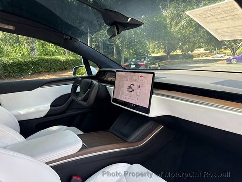 Used 2023 Tesla Model X AWD/4WD image 24