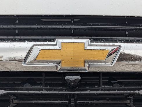 New 2026 Chevrolet Suburban LS RWD image 17