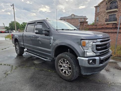 Used 2022 Ford F250 Lariat w/ FX4 Off-Road Package AWD/4WD image 3