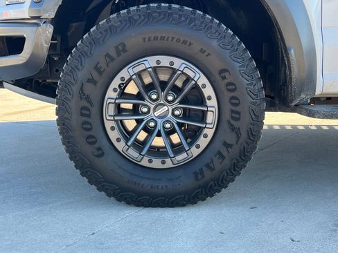 Used 2019 Ford F150 Raptor image 8