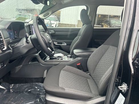 Used 2025 Ford Ranger XLT w/ Equipment Group 301A High image 5