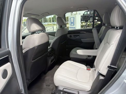 Used 2023 Honda Pilot EX-L image 23