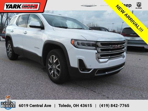 Used 2023 GMC Acadia SLT image 1