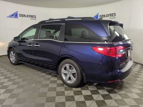 Used 2018 Honda Odyssey EX image 3