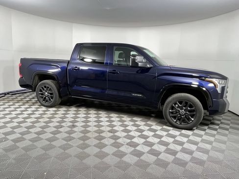 Used 2024 Toyota Tundra Platinum image 6