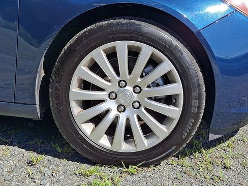 Used 2011 Buick Regal CXL Turbo w/ TO2 Preferred Equipment Group FWD image 26
