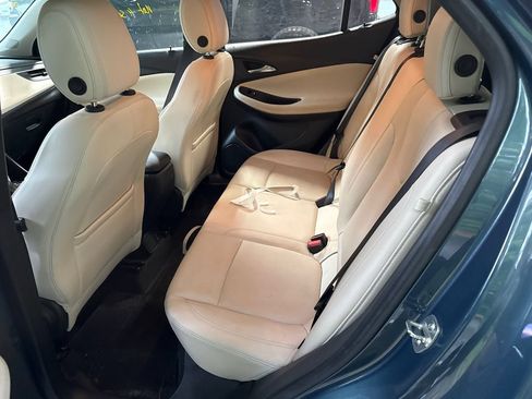 Used 2024 Buick Encore GX Sport Touring FWD image 9