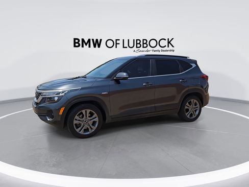 Used 2021 Kia Seltos S AWD/4WD image 5