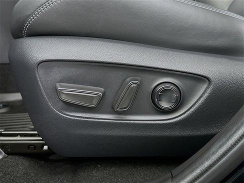 Used 2024 Toyota RAV4 XLE Premium image 22