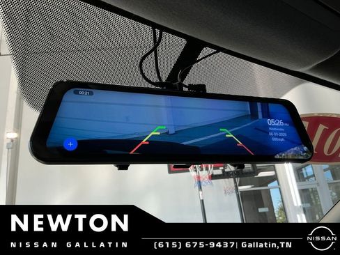 Used 2015 Nissan Rogue S FWD image 7