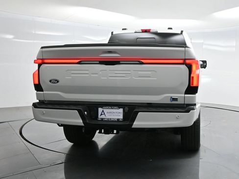 Used 2024 Ford F150 Lightning Platinum AWD/4WD image 33