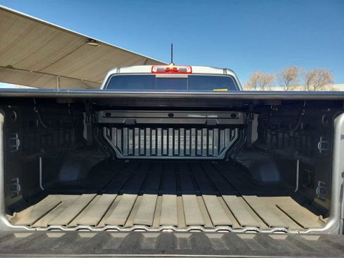 Used 2026 Chevrolet Colorado Z71 w/ Technology Package image 15