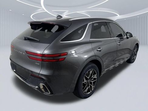 Certified 2023 Genesis GV70 2.5T w/ Select Package AWD/4WD image 3