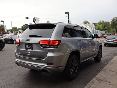 Used 2019 Jeep Grand Cherokee High Altitude AWD/4WD image 5