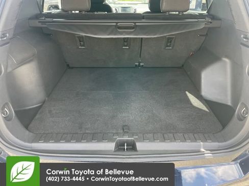 Used 2021 Chevrolet Equinox LS AWD/4WD image 29