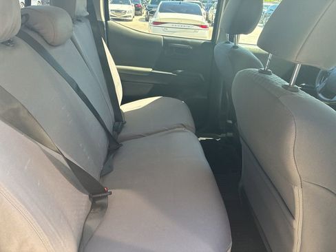 Used 2023 Toyota Tacoma SR AWD/4WD image 12