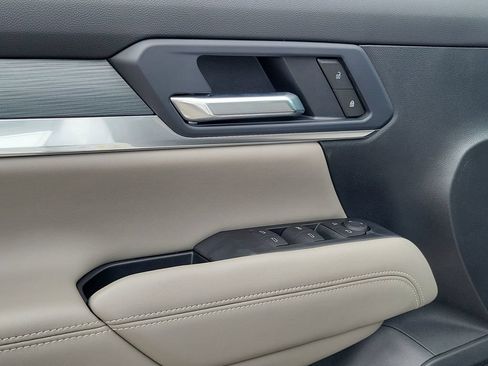 Used 2025 GMC Terrain Elevation FWD image 23