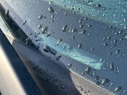 Used 2024 Ford Expedition Max Limited image 3