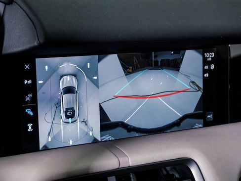 Certified 2025 Porsche Taycan image 23