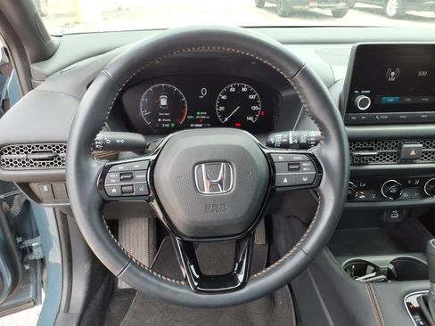 Used 2025 Honda HR-V Sport image 25