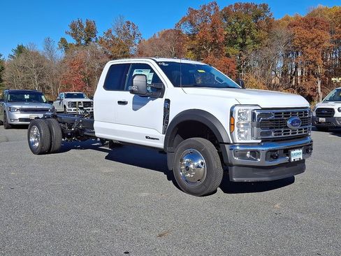 New 2026 Ford F550 4x4 SuperCab Super Duty w/ XLT Value Package image 1