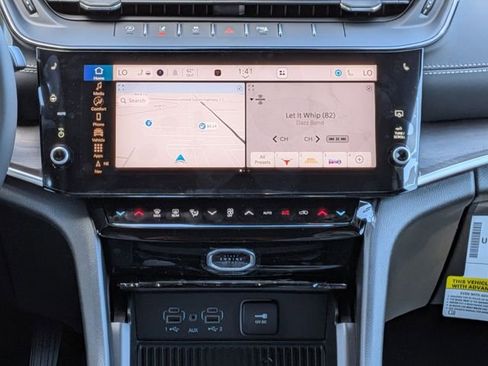 New 2026 Jeep Grand Cherokee Altitude AWD/4WD image 17