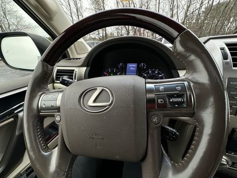 Used 2017 Lexus GX 460 460 image 21