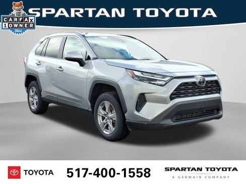 Used 2025 Toyota RAV4 XLE AWD/4WD image 5
