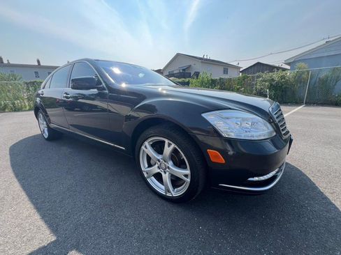 Used 2013 Mercedes-Benz S 550 4MATIC image 6