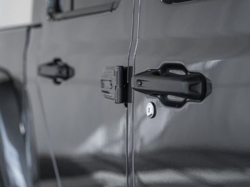 New 2026 Jeep Gladiator Sport image 14