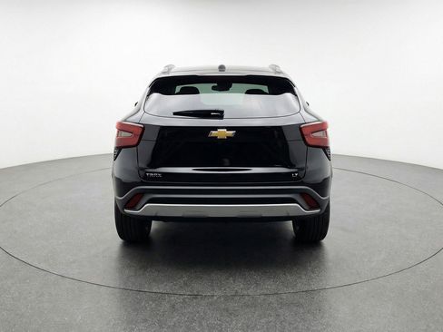 Used 2025 Chevrolet Trax LT image 7