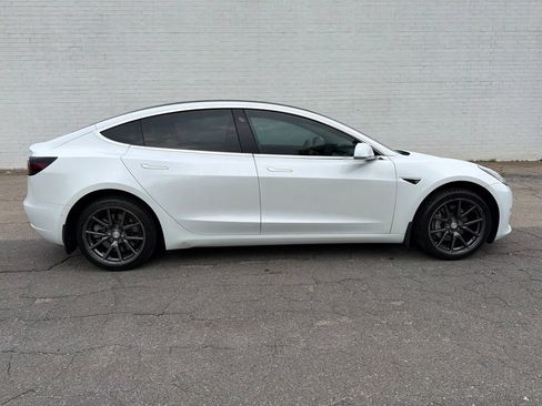 Used 2019 Tesla Model 3 Standard Range Plus RWD image 1