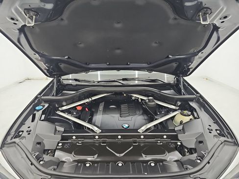 Used 2020 BMW X5 sDrive40i w/ Premium Package RWD image 48