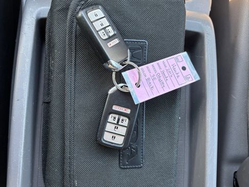 Used 2016 Honda Odyssey SE image 36