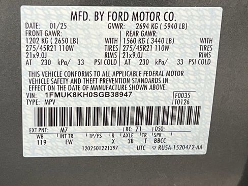 Used 2025 Ford Explorer ST-Line w/ ST-Line Street Pack AWD/4WD image 69