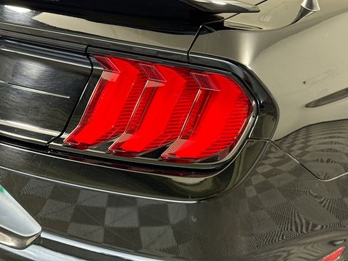 Used 2018 Ford Mustang Premium w/ Equipment Group 201A image 33