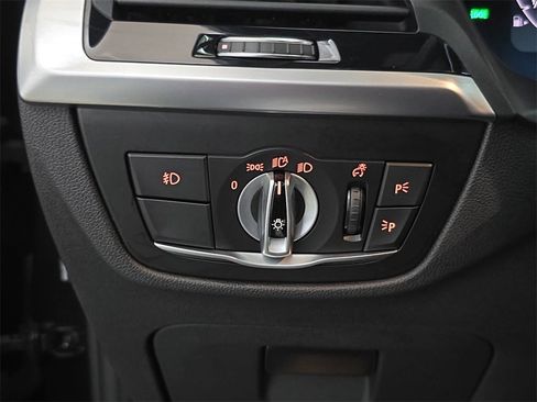 Used 2020 BMW X3 xDrive30i w/ Executive Package image 28