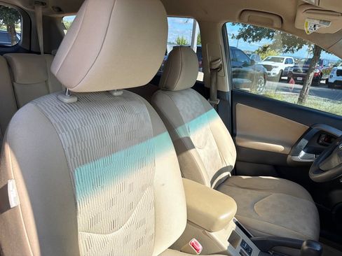 Used 2010 Toyota RAV4 2WD w/ Base L4 Extra Value Pkg image 34