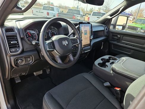 New 2026 RAM 2500 Tradesman AWD/4WD image 13