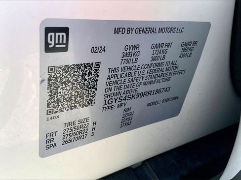 Certified 2024 Cadillac Escalade ESV V w/ LPO, ONYX Package image 32