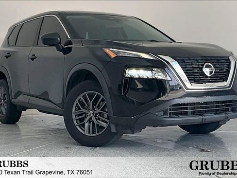 Used 2021 Nissan Rogue S image 1
